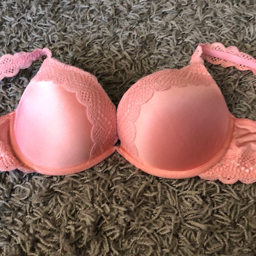 Coral Aerie Push up